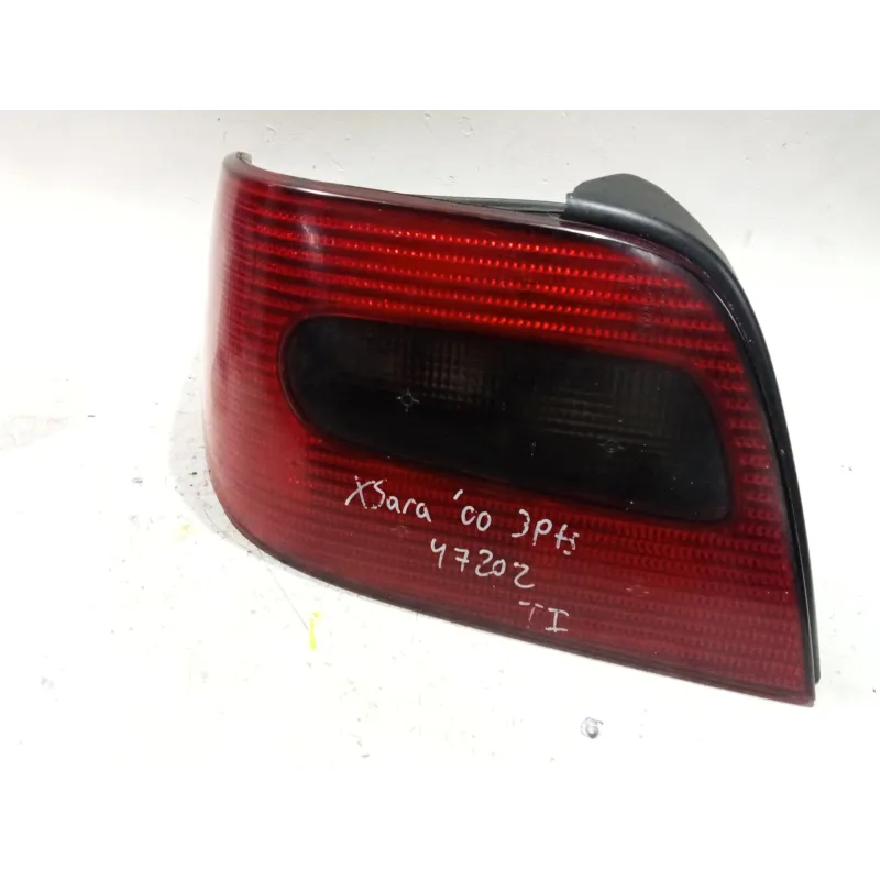 Recambio de piloto trasero izquierdo para citroën xsara (n1) 1.9 td referencia OEM IAM G2534  