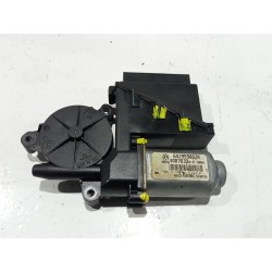 Recambio de motor elevalunas delantero izquierdo para volkswagen polo iv (9n1)(11.2001) 1.4 tdi referencia OEM IAM 409703D  