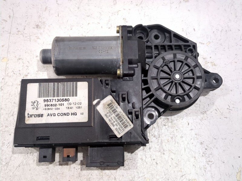 Recambio de motor elevalunas delantero izquierdo para peugeot 307 (3a/c) 2.0 16v referencia OEM IAM 9637130580  