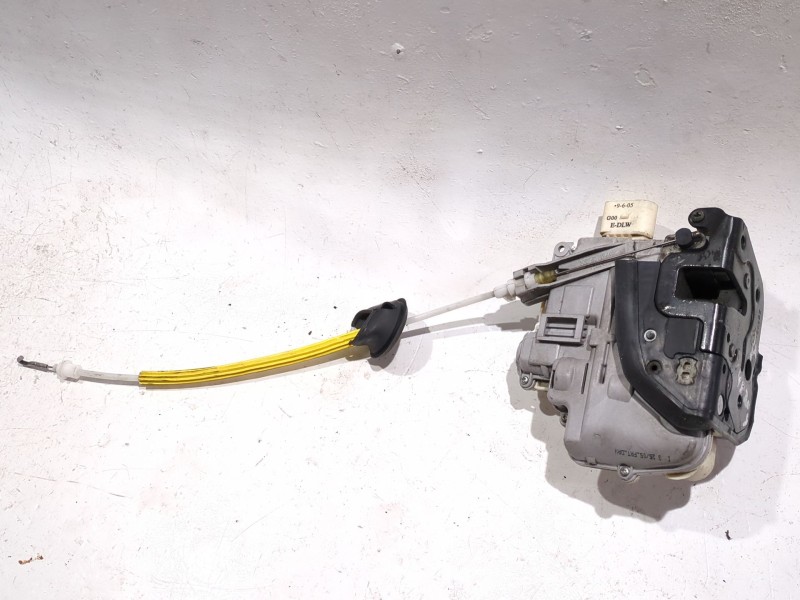 Recambio de cerradura puerta delantera izquierda para audi a3 (8p1) 2.0 tdi 16v referencia OEM IAM 4F1837015  