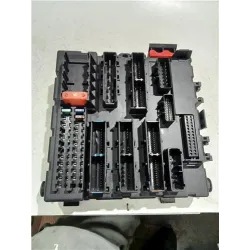 CAJA FUSIBLES/RELE 12804331 
