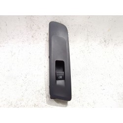 MANDO ELEVALUNAS DELANTERO DERECHO 5N1867256A 