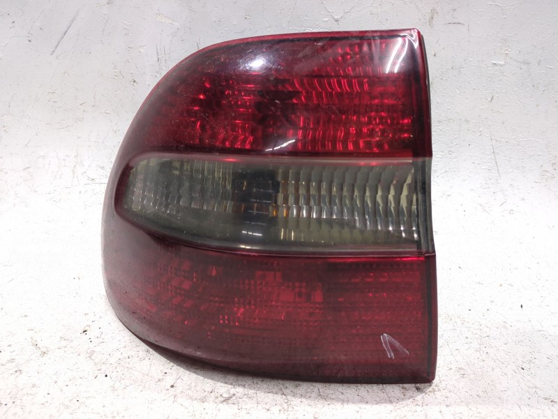 Recambio de piloto trasero izquierdo para volvo s40 berlina (1995) 1.9 di referencia OEM IAM 29262002  