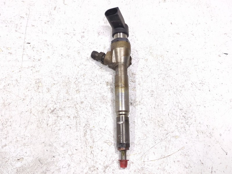 Recambio de inyector para renault megane scénic 1.5 dci 106 cv referencia OEM IAM 8200294788  