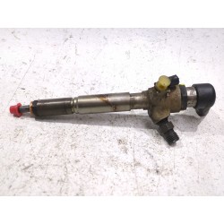 Recambio de inyector para renault megane scénic 1.5 dci 106 cv referencia OEM IAM 8200294788  