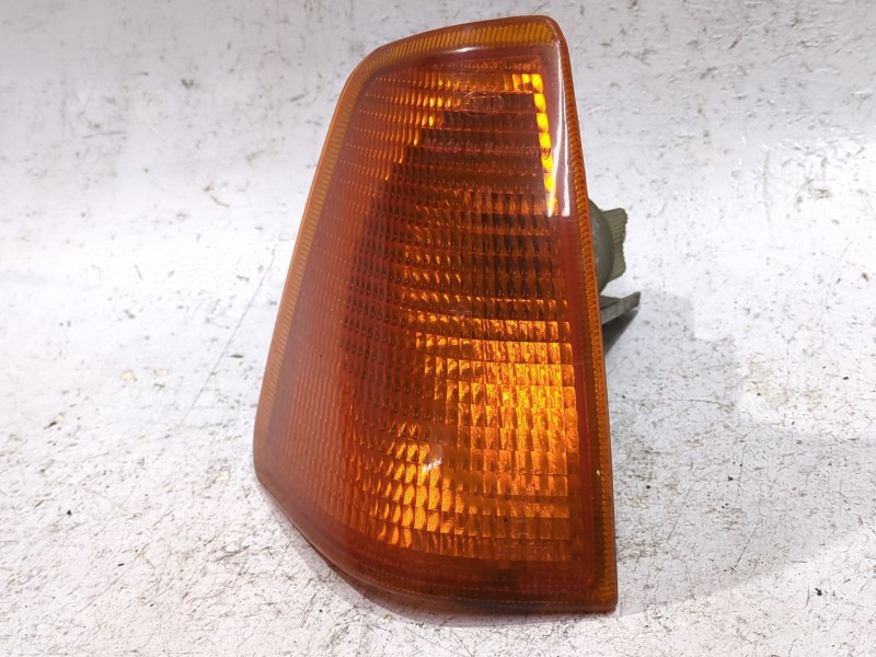 Recambio de piloto delantero derecho para volvo serie 440 (1988) 2.0 referencia OEM IAM 13582200  