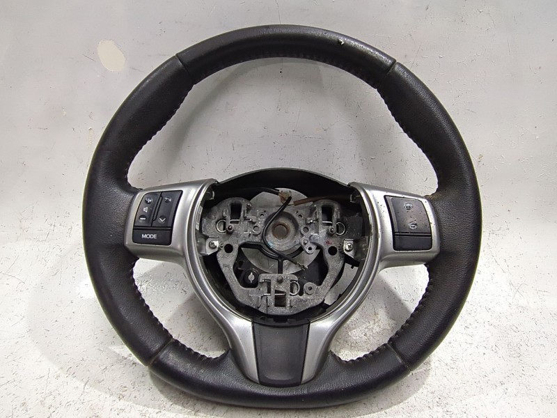 Recambio de volante para toyota yaris (_p13_) 1.4 d (nlp130_) referencia OEM IAM 45100OD490C1  