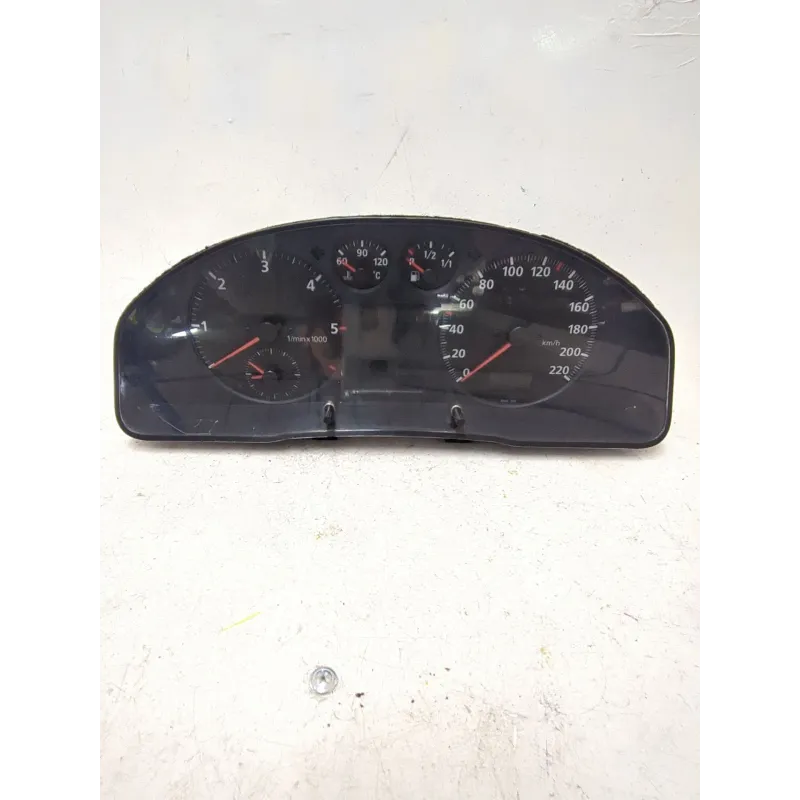 Recambio de cuadro completo para audi a4 b5 (8d2) 1.9 tdi quattro referencia OEM IAM AU0007001  
