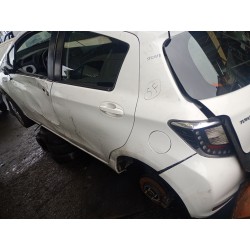 toyota yaris (_p13_) del año 2013