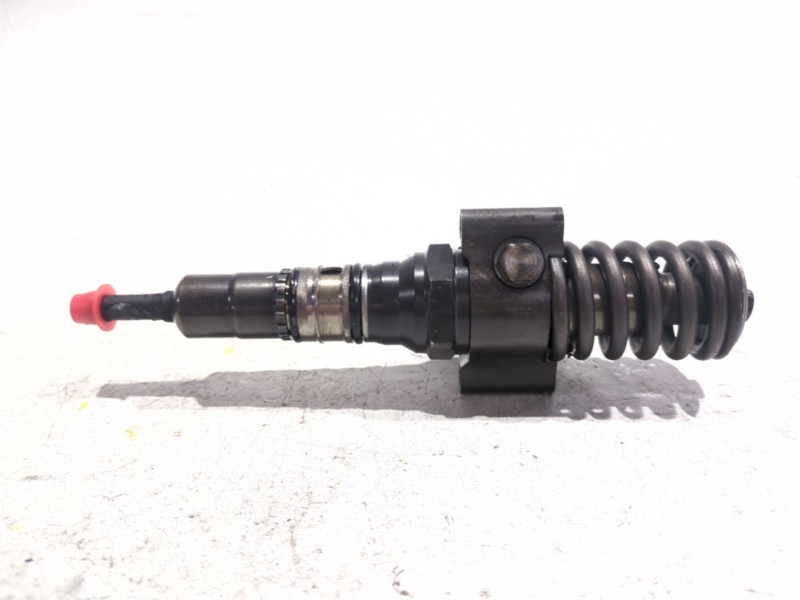 Recambio de inyector para audi a4 b7 (8ec) 2.0 tdi 16v referencia OEM IAM 03G130073G  