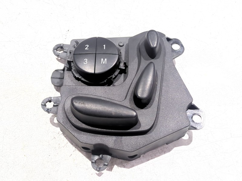 Recambio de mando multifuncion para mercedes-benz cls (c219) cls 320 cdi (219.322) referencia OEM IAM 2118218079  