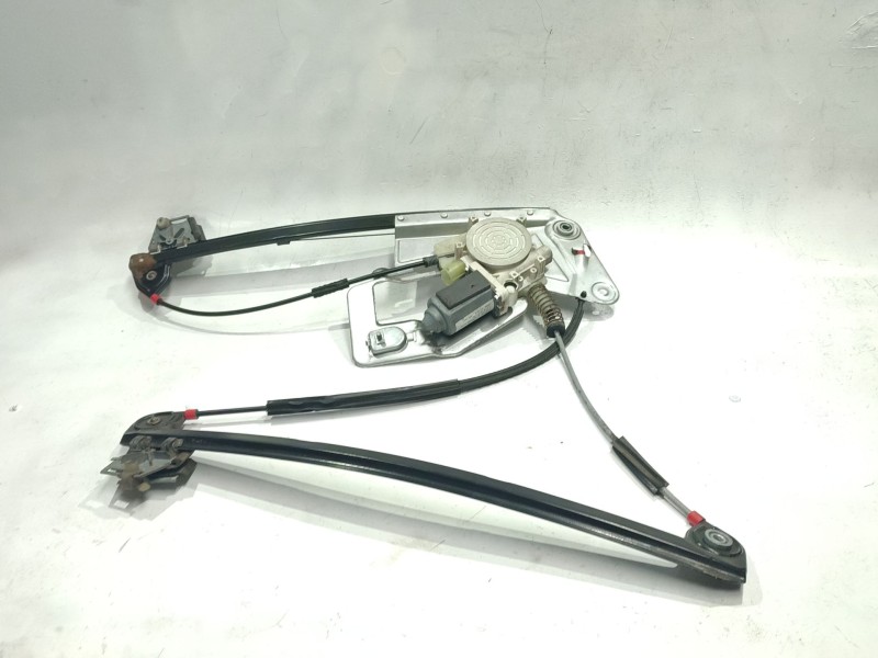 Recambio de mecanismo elevalunas delantero izquierdo para bmw 5 (e39) 530 d referencia OEM IAM 8252391  
