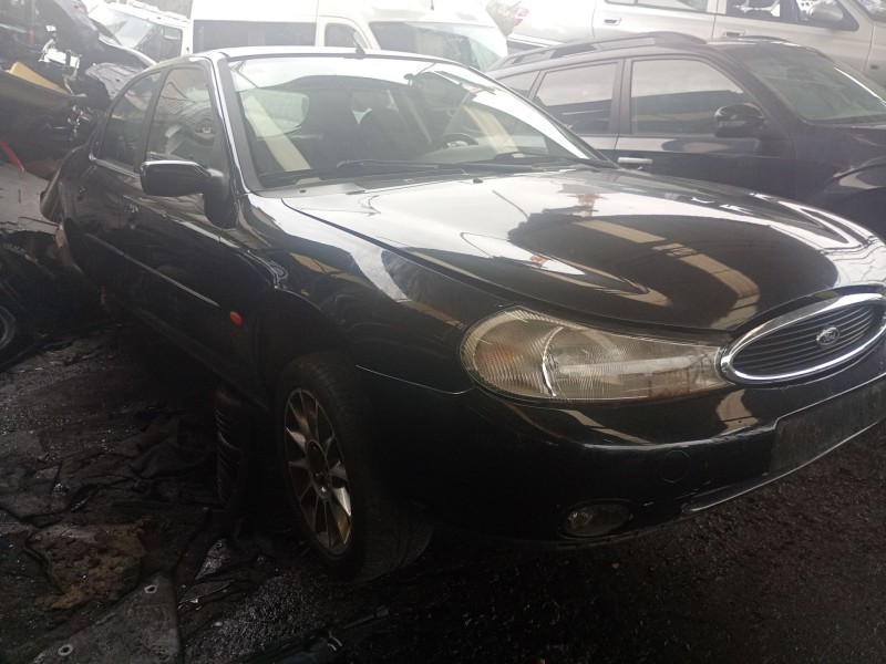 ford mondeo ii (bap) del año 2000