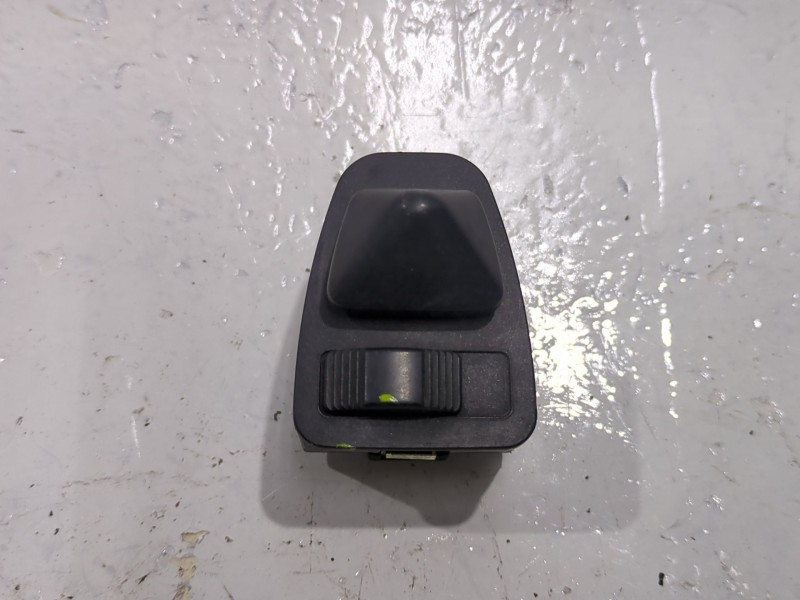 Recambio de mando retrovisor electrico para bmw 5 (e39) 530 d referencia OEM IAM 83736919  