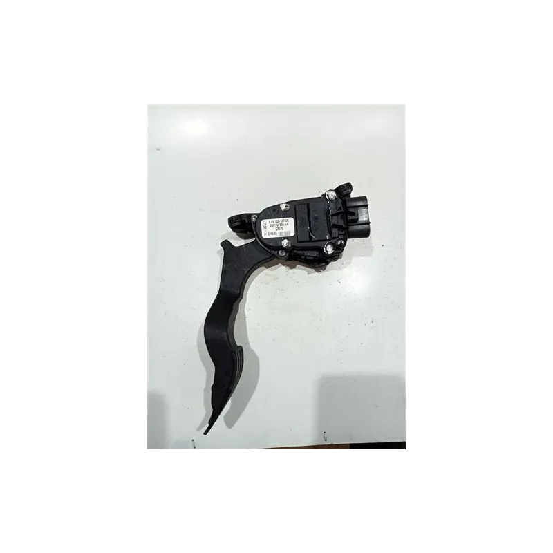 Recambio de potenciometro pedal gas para ford fiesta (cbk)(2002) referencia OEM IAM 6PV00856700  