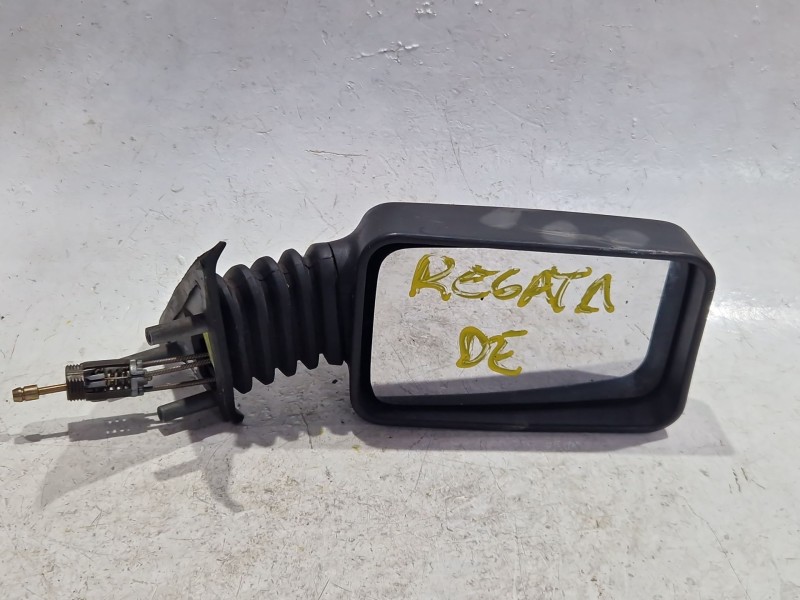 Recambio de retrovisor derecho para fiat regata berlina (1983) 70 1.3 referencia OEM IAM E30241971  