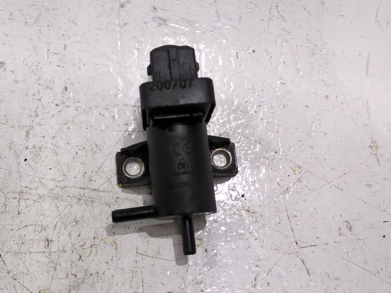 Recambio de valvula aire adicional para renault master ii furgoneta (fd) 2.5 dci referencia OEM IAM 8200762597  