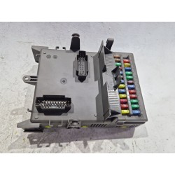 CAJA RELES / FUSIBLES 8200004201E 