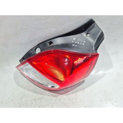 Recambio de piloto trasero derecho para renault clio iii 1.5 dci referencia OEM IAM 8200776050  