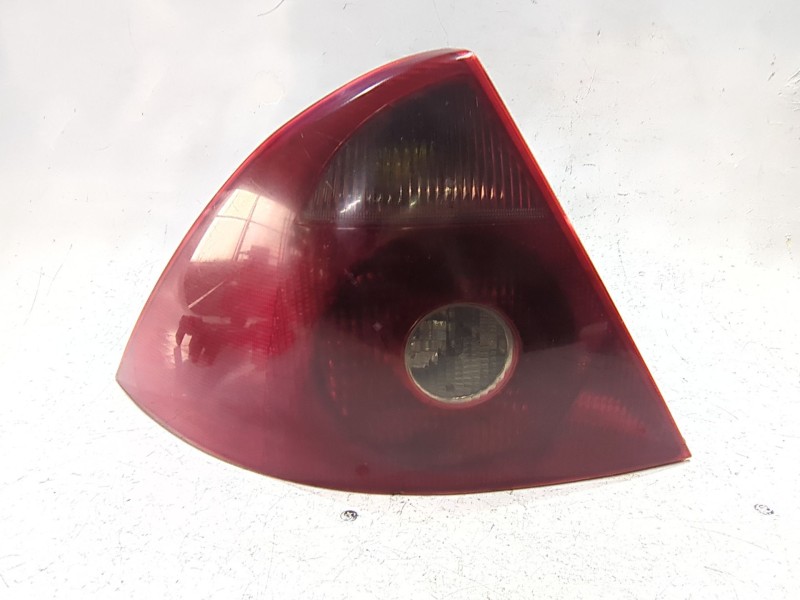 Recambio de piloto trasero izquierdo para ford mondeo iii (b5y) 1.8 16v referencia OEM IAM 1S7113405A  