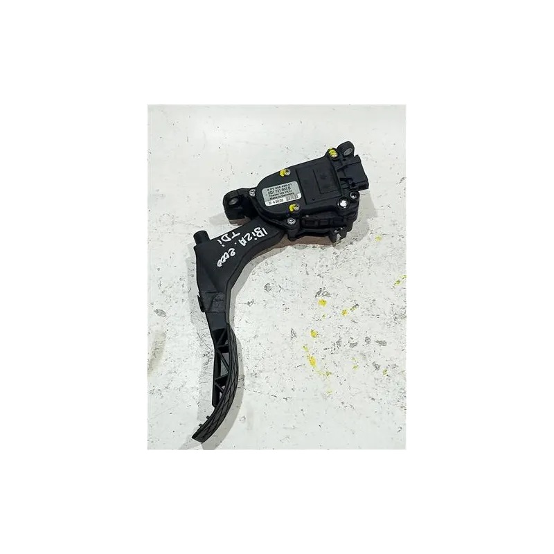 Recambio de potenciometro pedal gas para seat ibiza (6k1)(08.1999) 1.4 referencia OEM IAM 6PV00849501  