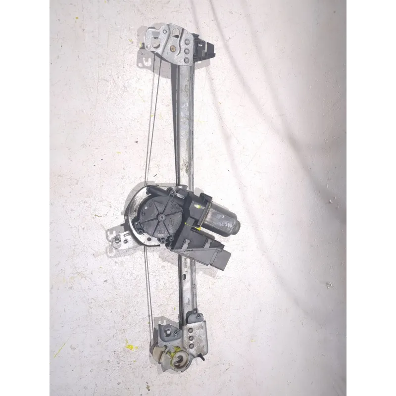 Recambio de mecanismo elevalunas delantero derecho para citroën c3 (2002) hdi referencia OEM IAM 400618F  