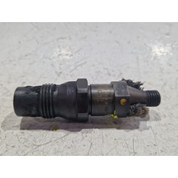 Recambio de inyector para volkswagen polo iii (6n1) 64 1.9 d referencia OEM IAM 028130201C  