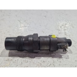 Recambio de inyector para volkswagen polo iii (6n1) 64 1.9 d referencia OEM IAM 028130201C  