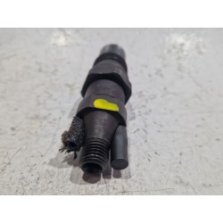 Recambio de inyector para volkswagen polo iii (6n1) 64 1.9 d referencia OEM IAM 028130201C  