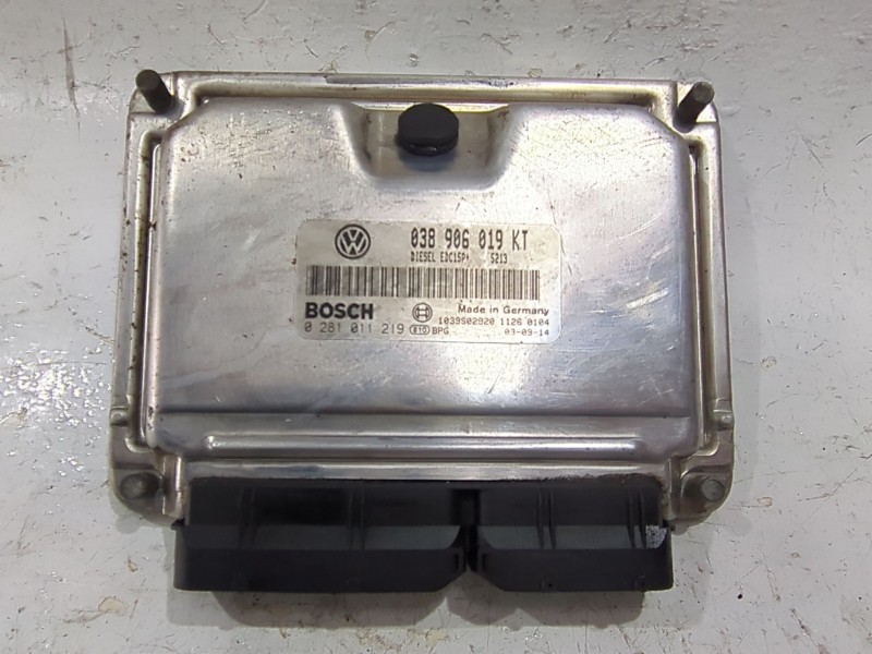 Recambio de centralita inyeccion para seat ibiza iii (6l1) 1.9 tdi referencia OEM IAM 038906019KT  