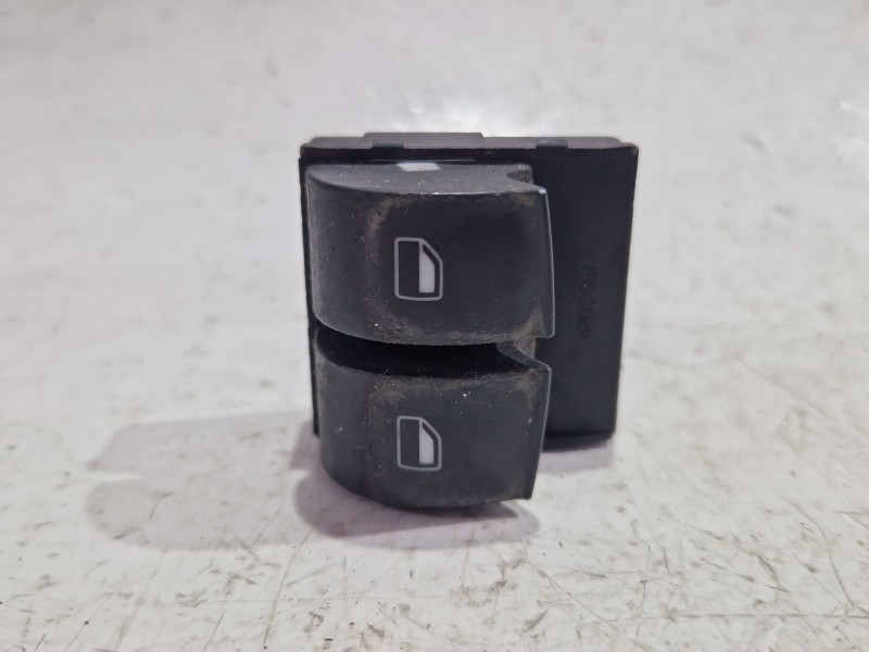 Recambio de mando elevalunas delantero izquierdo para audi a3 (8p1) 1.9 tdi referencia OEM IAM 8Z0959851E  