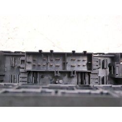 Recambio de caja reles / fusibles para volkswagen golf v (1k1) 1.9 tdi 4motion referencia OEM IAM 3C8937049E  