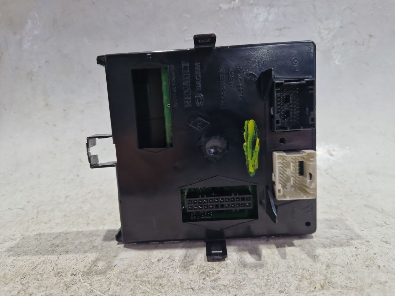 Recambio de modulo electronico para renault espace iv (jk0)(2002) 2.2 dci (jk07) referencia OEM IAM 8200403408G  