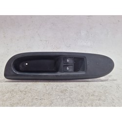 MANDO ELEVALUNAS DELANTERO IZQUIERDO 8200084003E1 