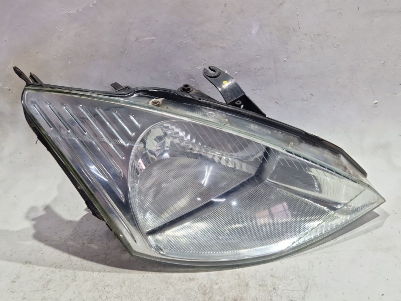 Recambio de faro delantero derecho para ford focus i (daw, dbw) 1.8 di / tddi referencia OEM IAM   