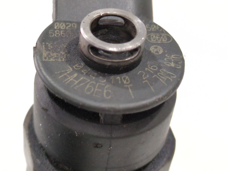 Recambio de inyector para bmw 3 (e90) 320 i referencia OEM IAM 0445110216  