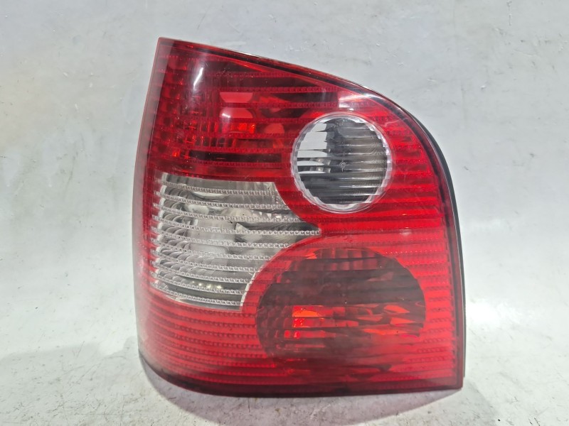 Recambio de piloto trasero izquierdo para volkswagen polo iv (9n_, 9a_) 1.9 sdi referencia OEM IAM 6Q6945095G  