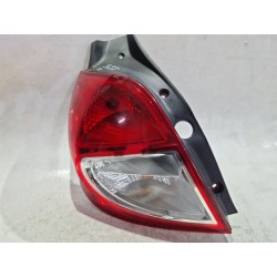 Recambio de piloto trasero izquierdo para renault clio iii 1.5 dci referencia OEM IAM 8200776048  