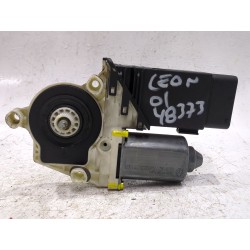 Recambio de motor elevalunas delantero derecho para seat leon (1m1) 1.9 tdi referencia OEM IAM 9776105415301  