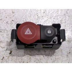 Recambio de boton emergencia para renault clio iii (2005) 1.1 100 cv referencia OEM IAM 8200214896  