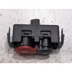 Recambio de boton emergencia para renault clio iii (2005) 1.1 100 cv referencia OEM IAM 8200214896  