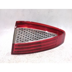 PILOTO TRASERO DERECHO 757113404A 