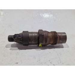 Recambio de inyector para ford fiesta iii (gfj) 1.8 d referencia OEM IAM KCA30S44  