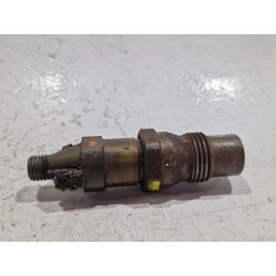 Recambio de inyector para ford fiesta iii (gfj) 1.8 d referencia OEM IAM KCA30S44  