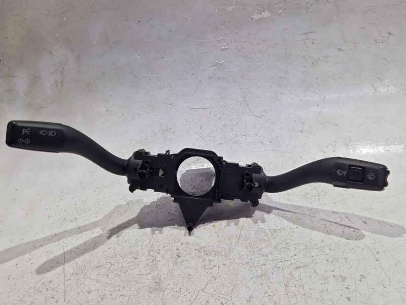 Recambio de mando multifuncion para audi a4 b6 (8e2) 1.9 tdi referencia OEM IAM 8E0953513A  