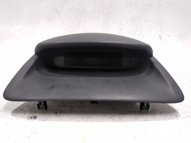 Recambio de pantalla multifuncion para renault clio iii 1.5 dci 106cv referencia OEM IAM 8200307274C  
