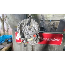 Recambio de caja cambios manual para peugeot 1007 (2005) 1.4 dolce [1,4 ltr. - 50 kw hdi] referencia OEM IAM 20CQ01  