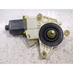MOTOR ELEVALUNAS TRASERO DERECHO A2048200642 