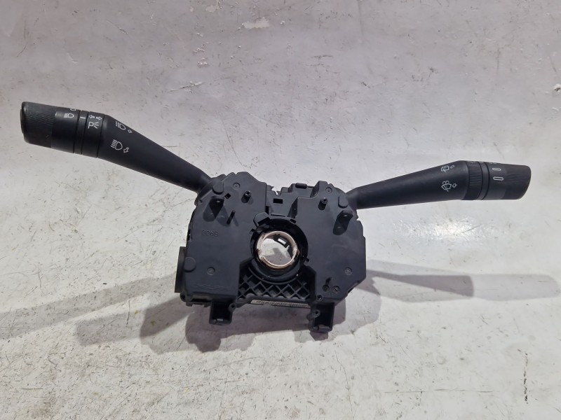 Recambio de mando multifuncion para fiat doblo furgoneta/monovolumen (223_) 1.9 jtd referencia OEM IAM 07355042930  