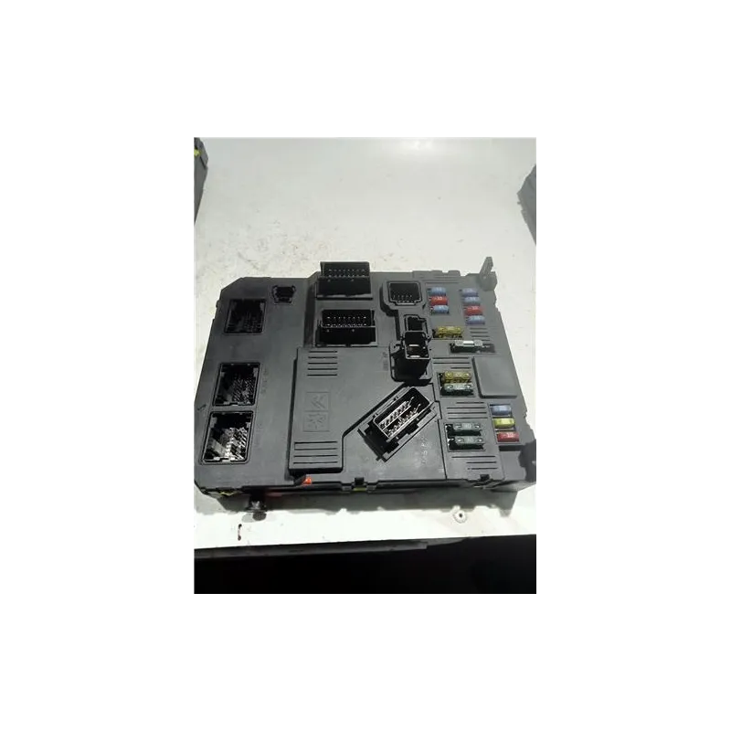 Recambio de bsi para peugeot 407 hdi 135 referencia OEM IAM 9655708580  